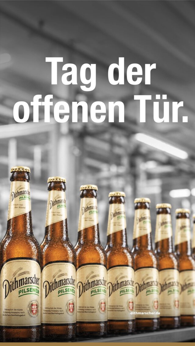 Tag der offenen Tür: neue Abfüllanlage, neuer Standort! 🍺
Am 26.09. öffnen wir die Türen in der Melldorfer Straße. Schaut unserer neuen Abfüllanlage bei der Arbeit zu, erlebt Dithmarscher Urtyp direkt bei der Abfüllung und freut euch auf frisch gezapftes Bier, herzhafte Köstlichkeiten und ein buntes Programm. Vorbeikommen, reinschauen, mit uns anstoßen! 🍻

#dithmarscher #dithmarscherbrauerei #frischvonderküste #dithmarscherbiershop #dithmarscherkohltage