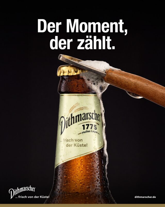 Der erste Handgriff, das erste Zischen und das gute Gefühl: Gleich kommt der Genuss. Zitrusfrisch und hopfig mit unserem Dithmarscher 1775 Helles Lager.

#frischvonderküste #dithmarscher #dithmarscherbrauerei #dithmarscherbiershop