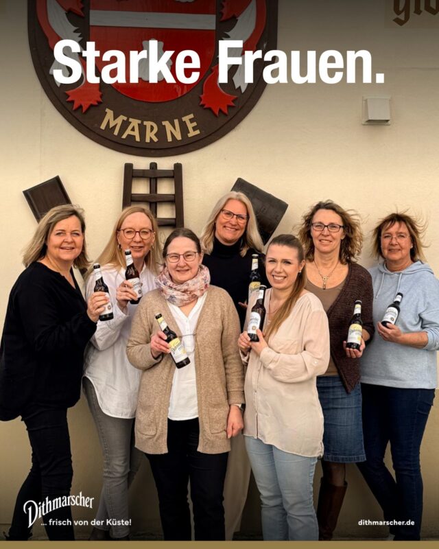 Zum Weltfrauentag feiern wir die Frauen, die Dithmarscher mitgestalten – im Sudhaus, im Labor, in der Produktion, in der Verwaltung und überall dazwischen. 🌾🍺 Danke für euren Einsatz.

 #dithmarscher #frischvonderküste #dithmarscherbiershop #frauen